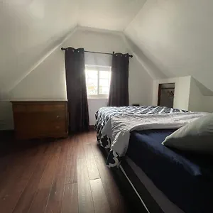 Apartment Private Loft 5 Min Away From Lga, New York