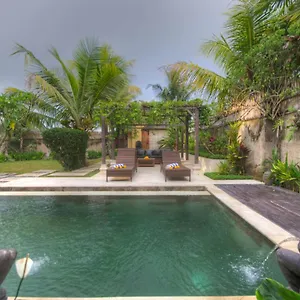 Kami , Ubud (Bali) Indonesia